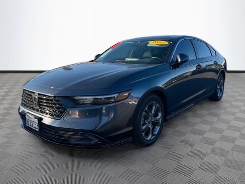 Used 2023 Honda Accord EX-L image 3