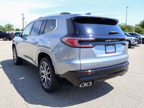 New 2027 GMC Acadia Denali Ultimate w/ LPO, Floor Liner Package AWD/4WD image 34