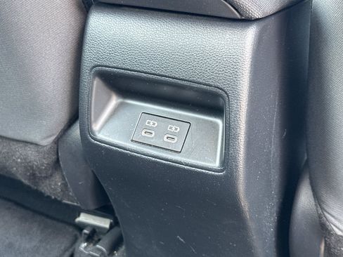 Used 2024 Toyota Corolla LE FWD image 18