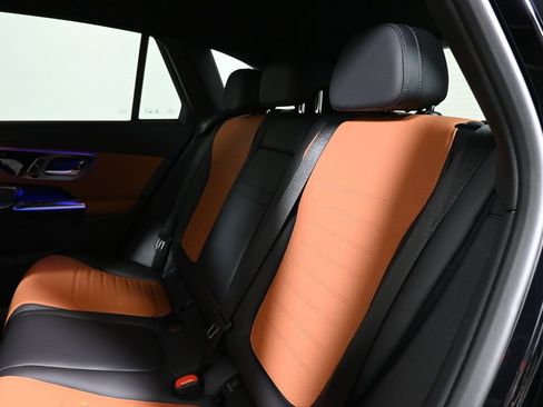 New 2026 Mercedes-Benz GLC 350e 4MATIC image 4