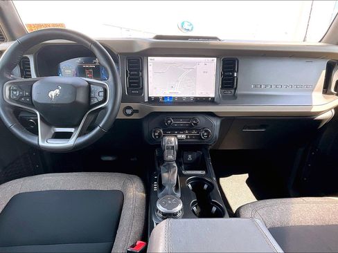 Used 2025 Ford Bronco Big Bend AWD/4WD image 14