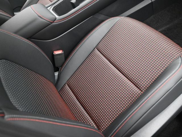 New 2026 Nissan Kicks SR FWD image 34