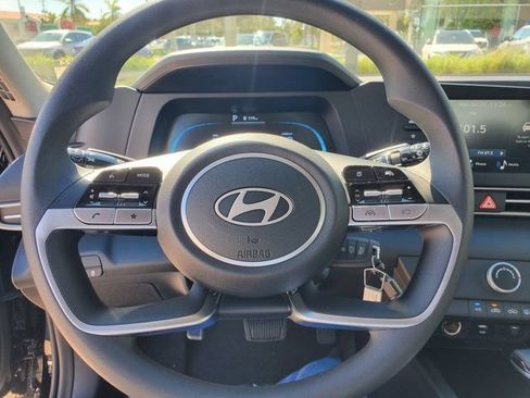 Used 2026 Hyundai Elantra SE w/ Cargo Package FWD image 13