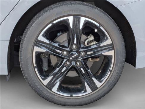 Used 2023 Kia K5 GT-Line image 11