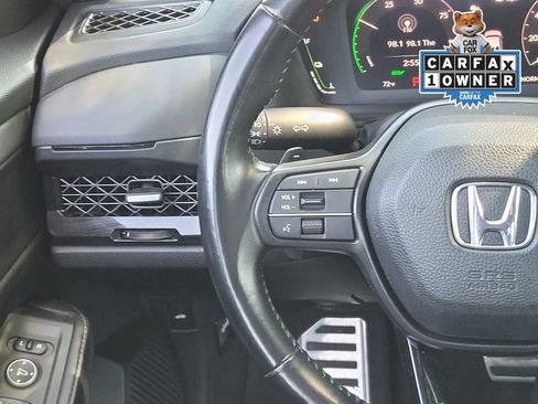 Used 2025 Honda Accord Sport image 12
