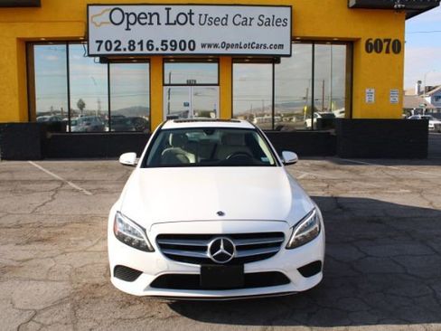 Used 2019 Mercedes-Benz C 300 SEDAN 4 DR 2.0L I4 F DOHC 16V w/ Premium Package image 3