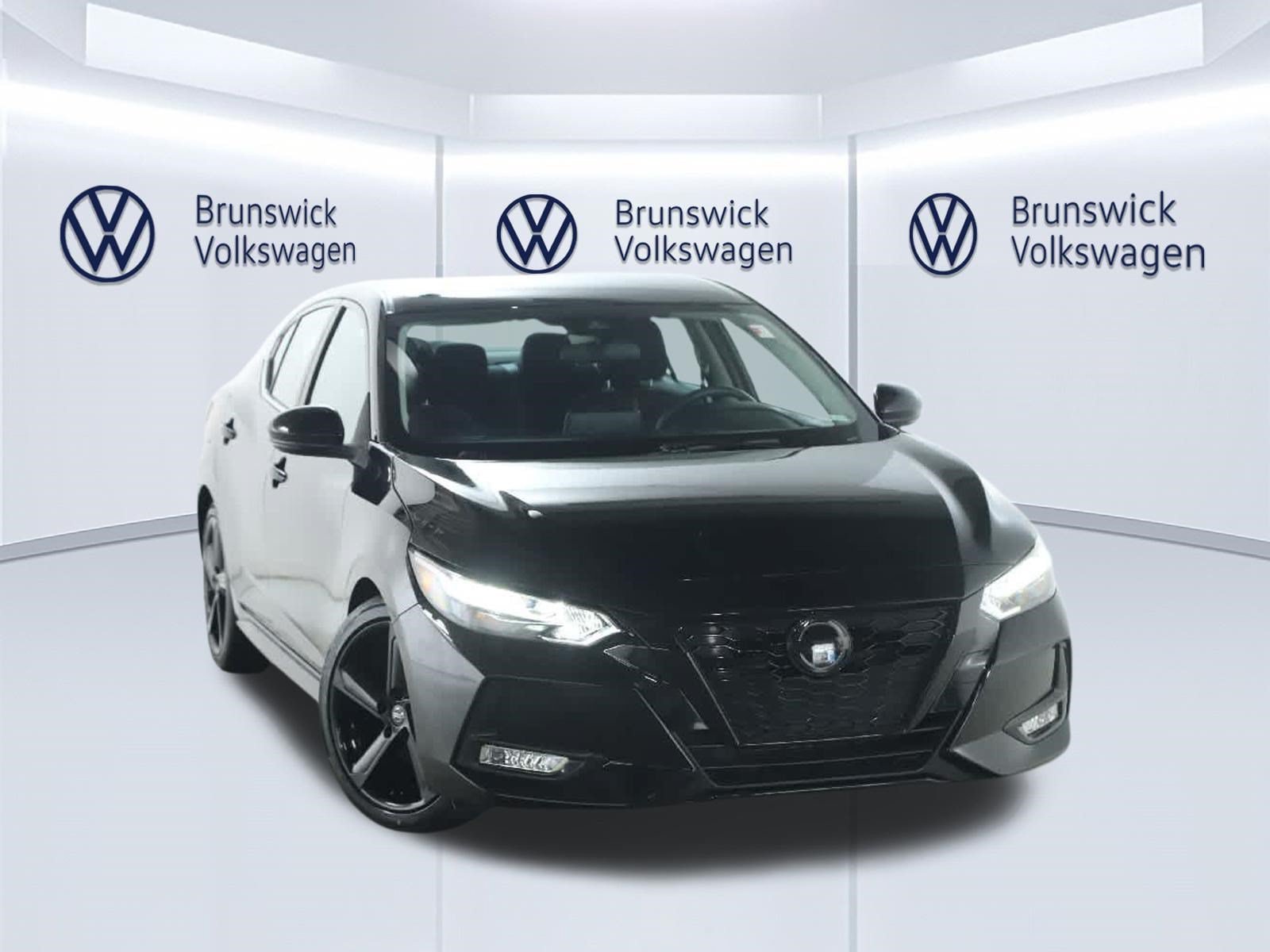 Used 2022 Nissan Sentra SR w/ Midnight Edition FWD image 2