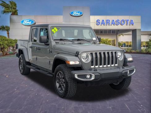 Used 2023 Jeep Gladiator Overland AWD/4WD image 1