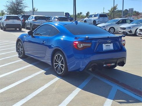 Used 2018 Subaru BRZ Limited w/ Popular Package #3 image 3