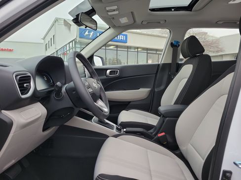 New 2026 Hyundai Venue SEL image 14