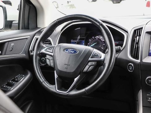 Used 2019 Ford Edge SEL w/ Equipment Group 201A FWD image 15