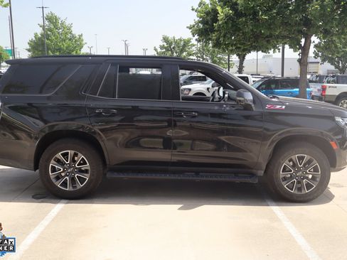 Used 2023 Chevrolet Tahoe Z71 w/ Luxury Package AWD/4WD image 2