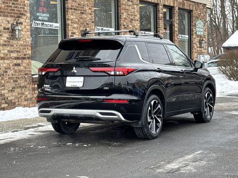 Used 2022 Mitsubishi Outlander SEL image 5