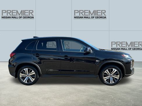 Used 2023 Mitsubishi Outlander Sport ES image 4