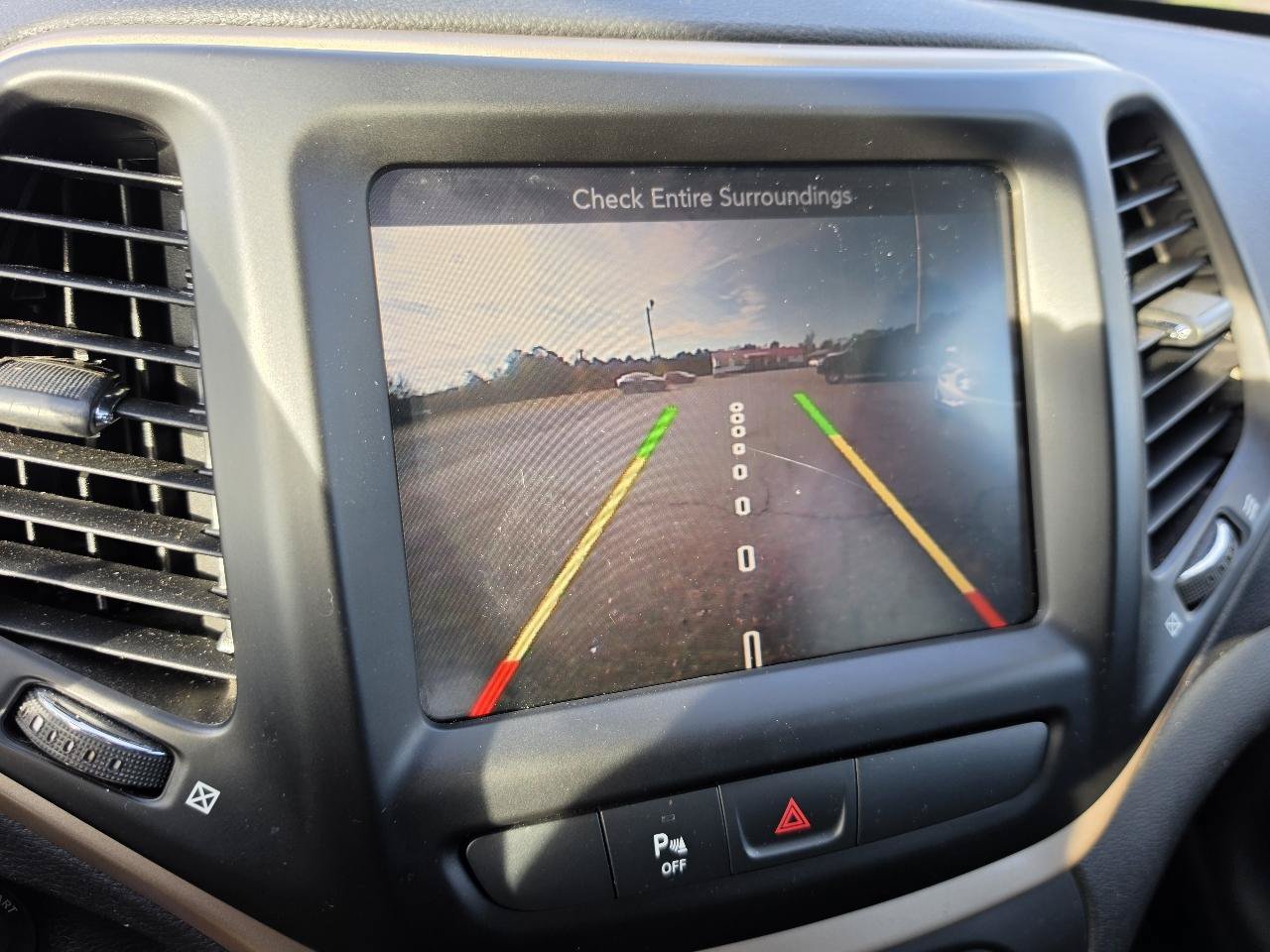 Used 2016 Jeep Cherokee 75th Anniversary AWD/4WD image 13