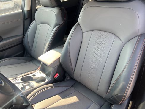 Certified 2025 Subaru Crosstrek 2.5i Limited AWD/4WD image 18