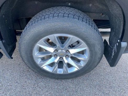 Used 2021 Chevrolet Silverado 1500 LTZ image 9