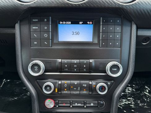 Used 2022 Ford Mustang Coupe RWD image 27