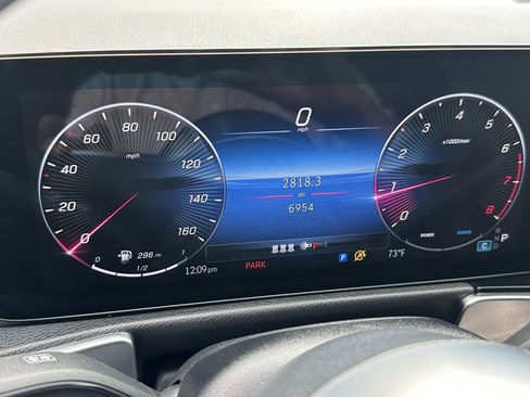 Certified 2025 Mercedes-Benz GLB 250 image 29