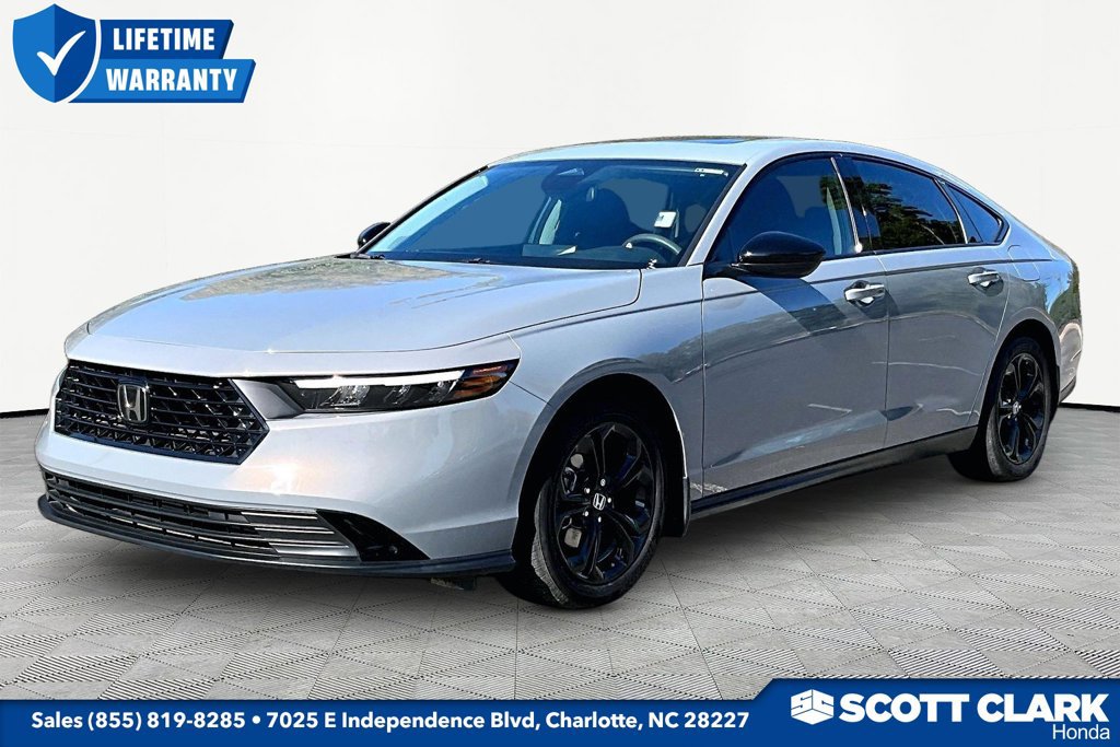 Used 2025 Honda Accord SE image 3