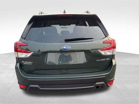 Used 2023 Subaru Forester Premium AWD/4WD image 6