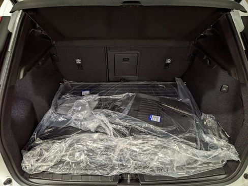 New 2026 Volvo XC40 B5 Plus w/ Protection Package Premier image 26