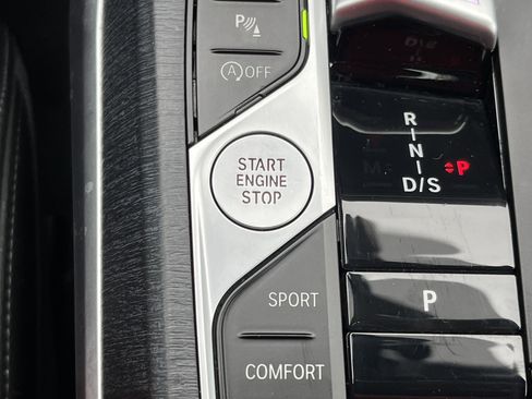 Used 2025 BMW 430i Convertible image 10