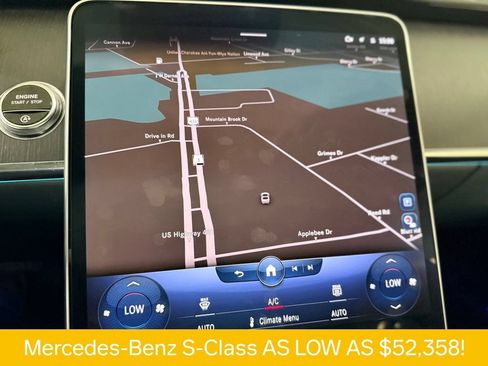 Used 2022 Mercedes-Benz S 500 4MATIC w/ AMG Line Package image 8