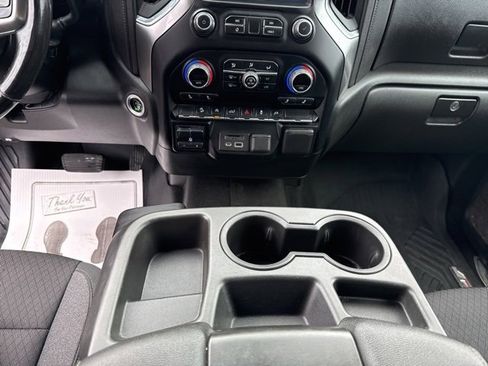 Used 2022 Chevrolet Silverado 1500 LT image 17