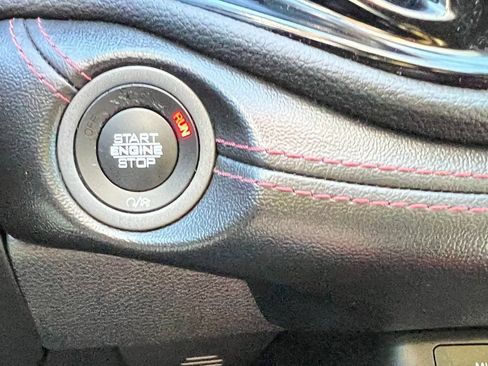 Certified 2022 Dodge Durango R/T image 32