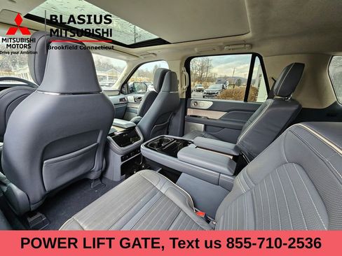 Used 2022 Lincoln Navigator Black Label image 21