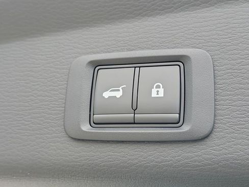 New 2026 Mitsubishi Outlander SEL image 12