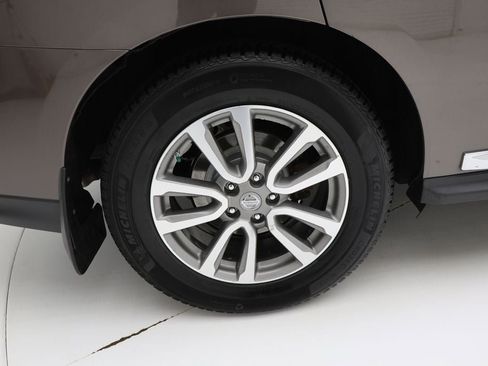 Used 2015 Nissan Pathfinder SL w/ SL Premium Package image 10