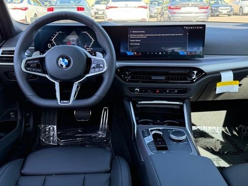 New 2026 BMW 330i Sedan w/ M Sport Package image 25