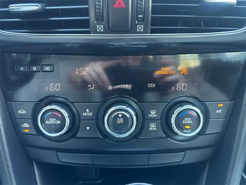 Used 2014 MAZDA MAZDA6 Touring w/ Touring Technology Package image 26