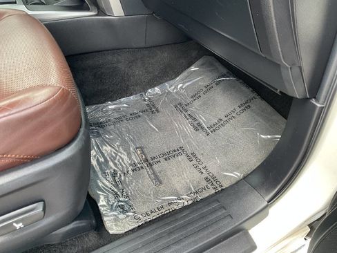 Used 2016 Toyota 4Runner Limited image 45