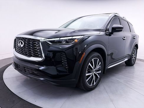 Used 2023 INFINITI QX60 Sensory w/ Vision Package AWD/4WD image 15