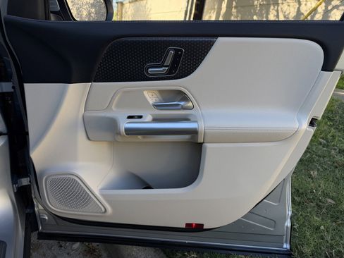 Certified 2025 Mercedes-Benz GLA 250 image 19