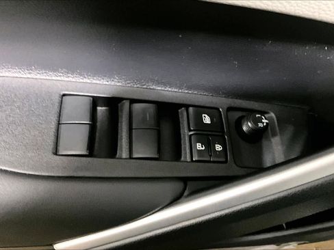 New 2026 Toyota Corolla Cross L image 20