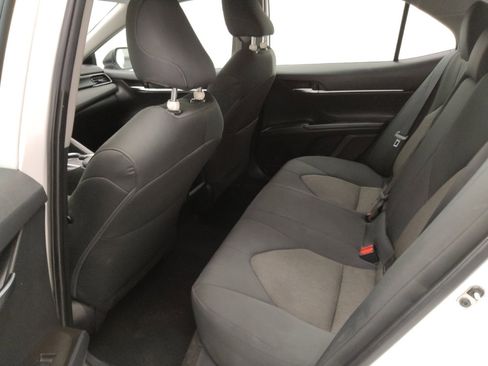 Used 2022 Toyota Camry LE image 18