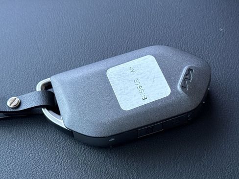 Used 2025 Kia Sorento S AWD/4WD image 34