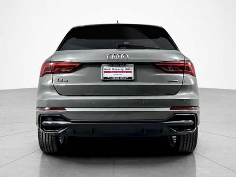 Used 2022 Audi Q3 2.0T Premium image 4