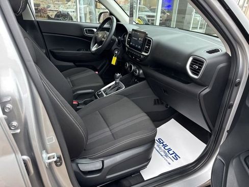 Certified 2023 Hyundai Venue SEL image 22