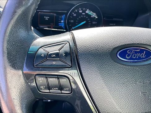 Used 2016 Ford Explorer XLT w/ Equipment Group 202A AWD/4WD image 24