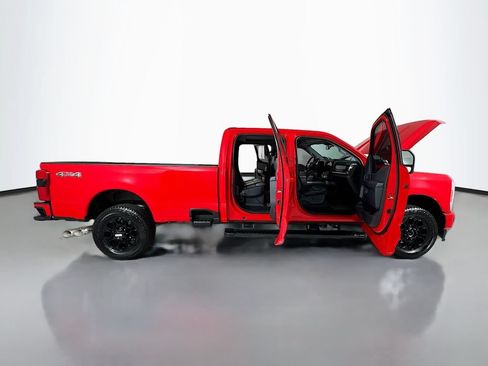 Used 2026 Ford F350 Lariat w/ Black Appearance Package AWD/4WD image 28