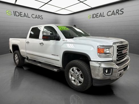 Used 2017 GMC Sierra 2500 SLT AWD/4WD image 3