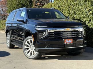 New 2026 Chevrolet Suburban Premier w/ Sun And Tow Package video 2