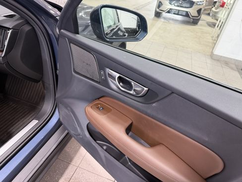 New 2026 Volvo V60 B5 Cross Country Plus w/ Climate Package image 25