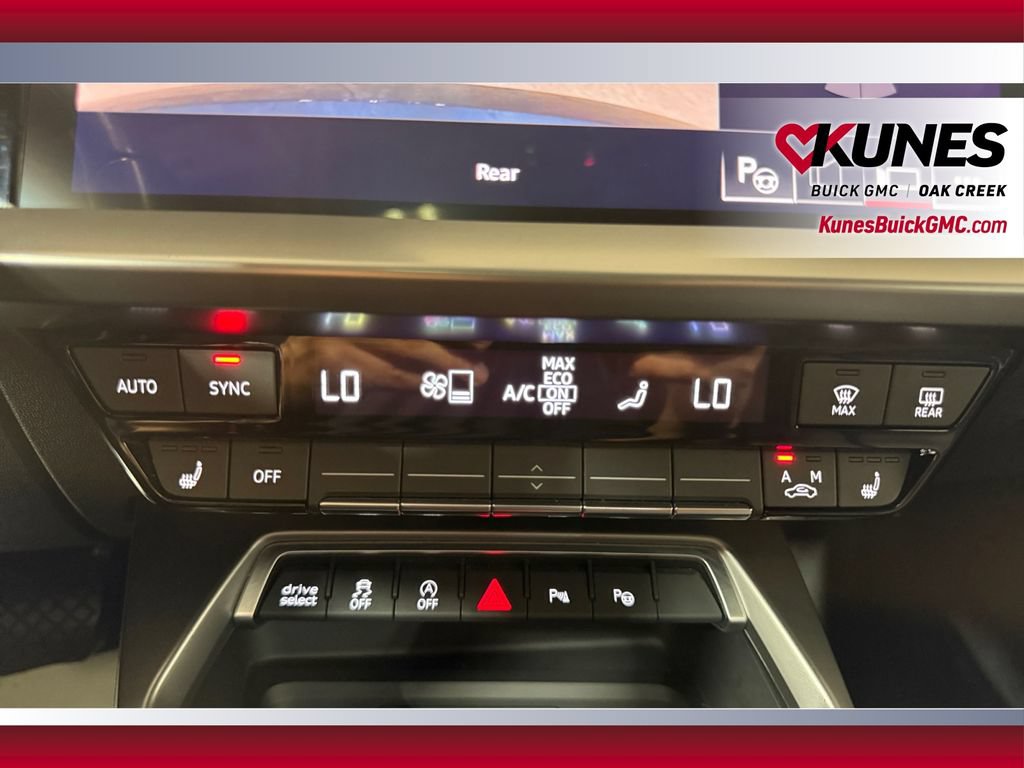 Used 2024 Audi A3 2.0T Premium FWD image 25