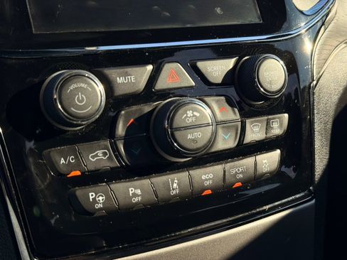 Used 2020 Jeep Grand Cherokee High Altitude image 46